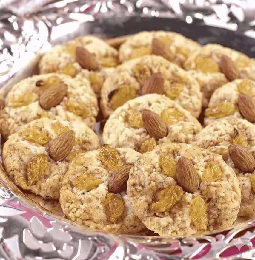 Almond & Raisin Ghriba
